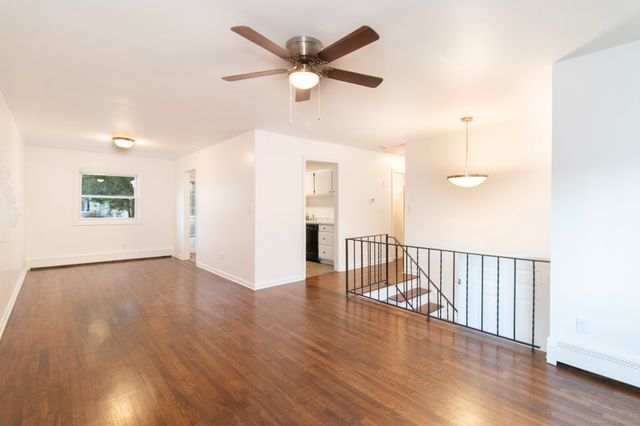 14 Windward Road, Norwalk, CT 06854