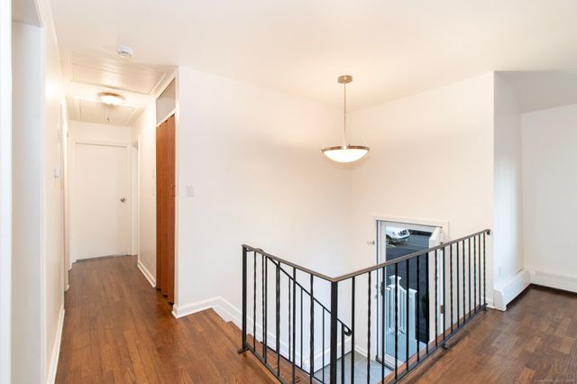 14 Windward Road, Norwalk, CT 06854