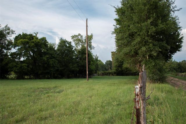 1202 County Road 2255, Grapeland, TX 75844