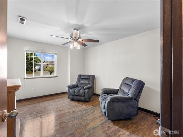 7812 Condor Drive NE, Arlington, WA 98223