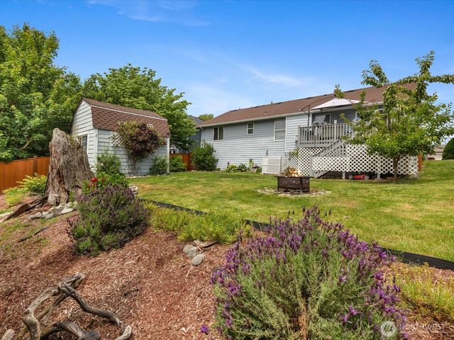 7812 Condor Drive NE, Arlington, WA 98223