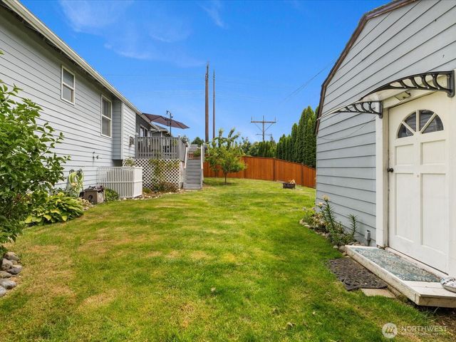 7812 Condor Drive NE, Arlington, WA 98223
