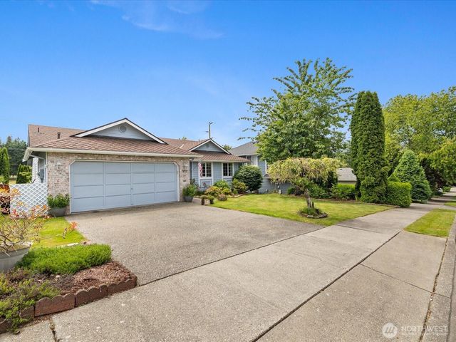 7812 Condor Drive NE, Arlington, WA 98223
