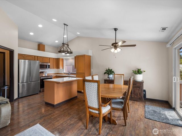 7812 Condor Drive NE, Arlington, WA 98223