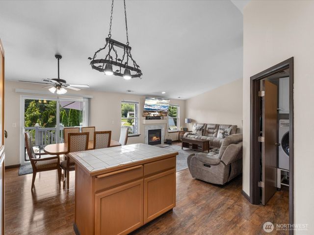 7812 Condor Drive NE, Arlington, WA 98223
