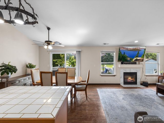 7812 Condor Drive NE, Arlington, WA 98223