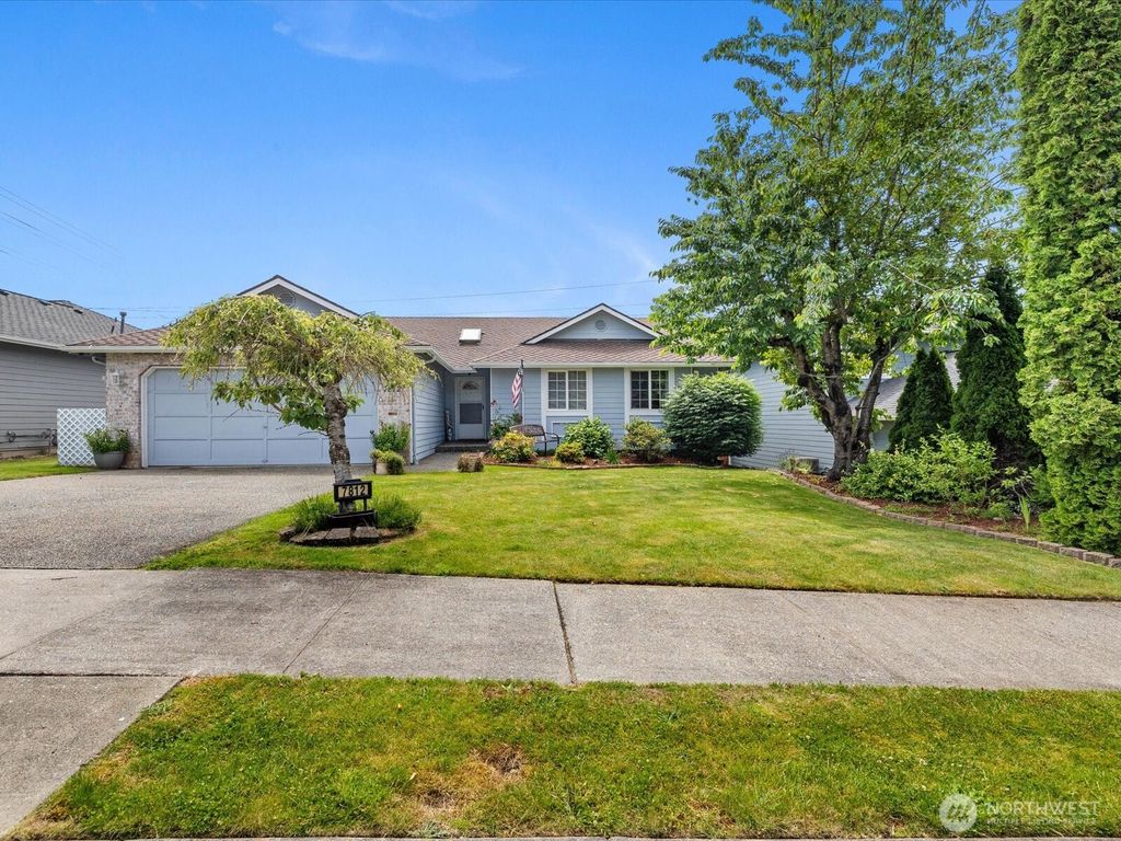 7812 Condor Drive NE, Arlington, WA 98223