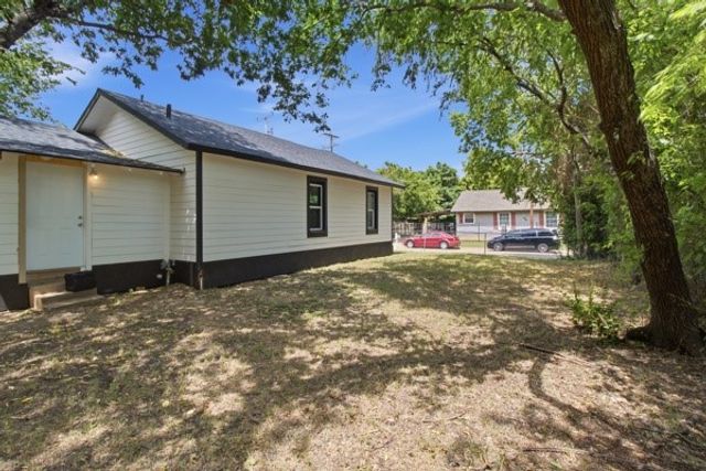 910 Loney Street, Fort Worth, TX 76104