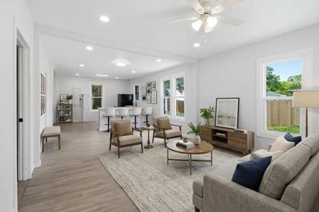 910 Loney Street, Fort Worth, TX 76104