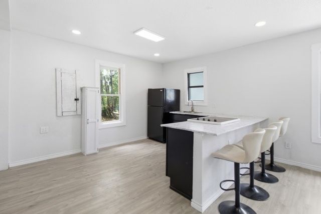 910 Loney Street, Fort Worth, TX 76104