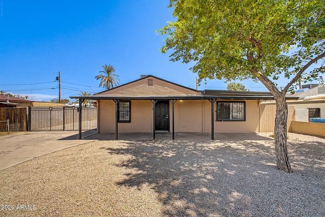 1621 N 37TH Drive, Phoenix, AZ 85009