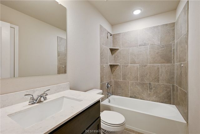 2011 Kathryn Drive, Bryan, TX 77807