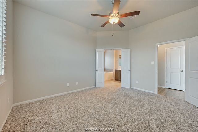 2011 Kathryn Drive, Bryan, TX 77807