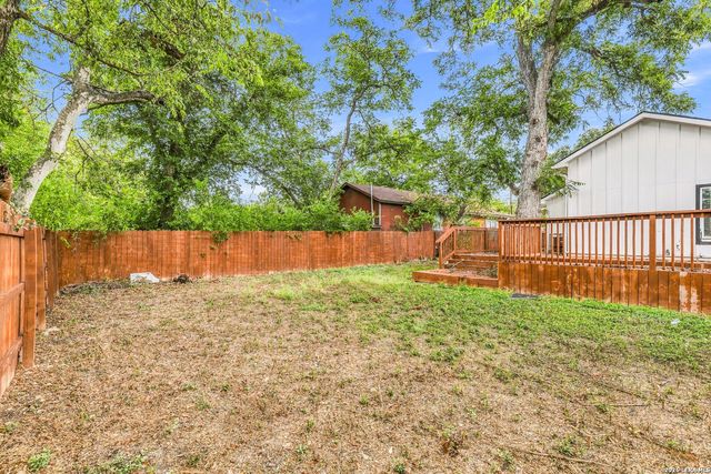 1623 N CENTER ST, San Antonio, TX 78202