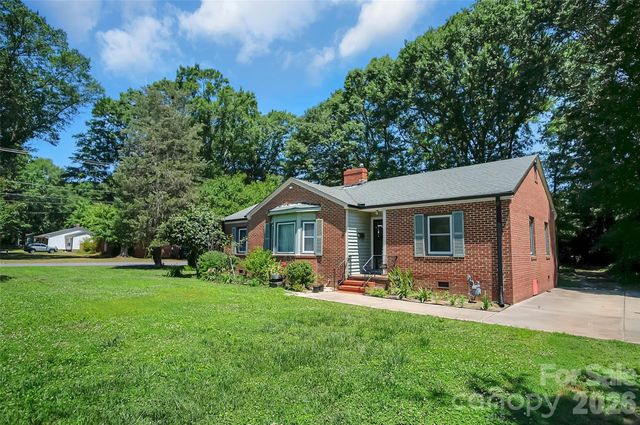 712 Home Trail, Gastonia, NC 28052