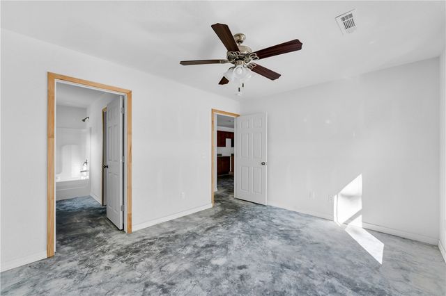 111 Ridge Road, Eureka Springs, AR 72631