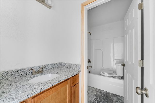 111 Ridge Road, Eureka Springs, AR 72631