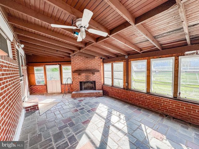 425 MARIANNA DR, Wilmington, DE 19803