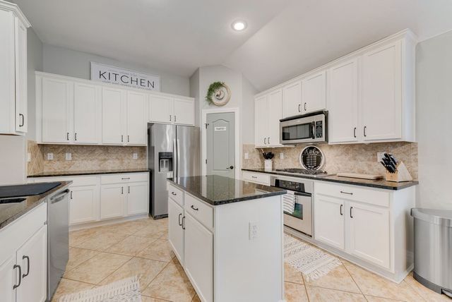 2944 Bahia, Grand Prairie, TX 75054