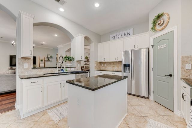 2944 Bahia, Grand Prairie, TX 75054