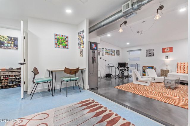 1417 W GLENN Drive, Phoenix, AZ 85021