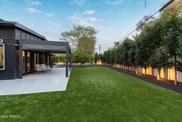 1417 W GLENN Drive, Phoenix, AZ 85021