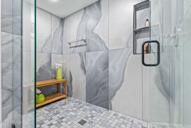 1417 W GLENN Drive, Phoenix, AZ 85021