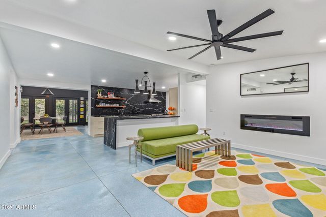 1417 W GLENN Drive, Phoenix, AZ 85021