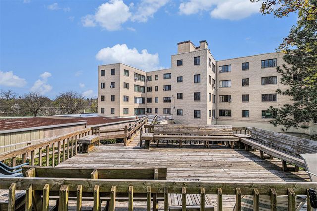 915 E Court #206 Street, Flint, MI 48503