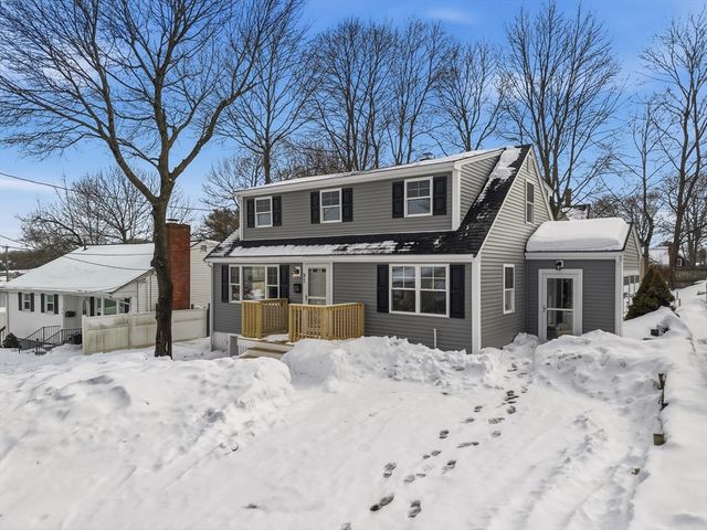 97 Studley Ave, Brockton, MA 02301