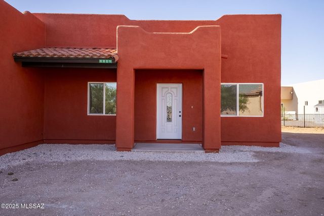 1801 Saltillo Court, Rio Rico, AZ 85648