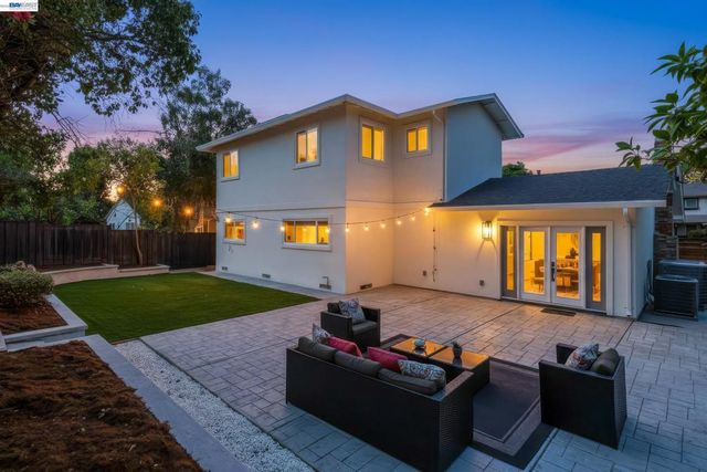 5290 Crestline Way, Pleasanton, CA 94566