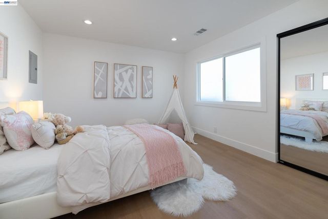 5290 Crestline Way, Pleasanton, CA 94566