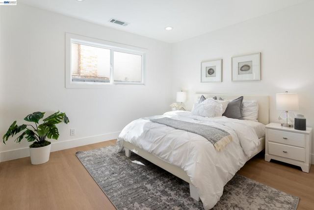 5290 Crestline Way, Pleasanton, CA 94566