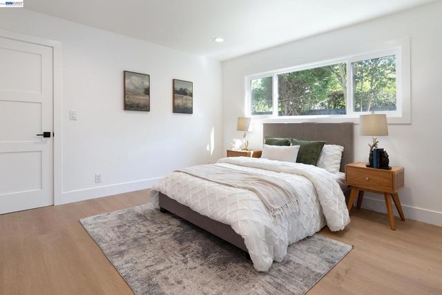 5290 Crestline Way, Pleasanton, CA 94566