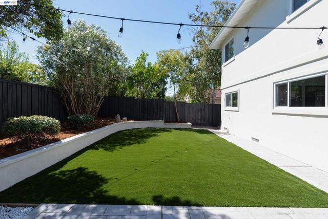 5290 Crestline Way, Pleasanton, CA 94566