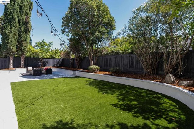 5290 Crestline Way, Pleasanton, CA 94566