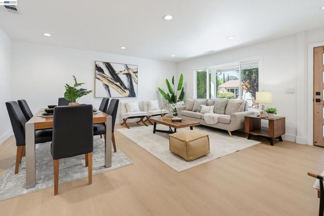 5290 Crestline Way, Pleasanton, CA 94566