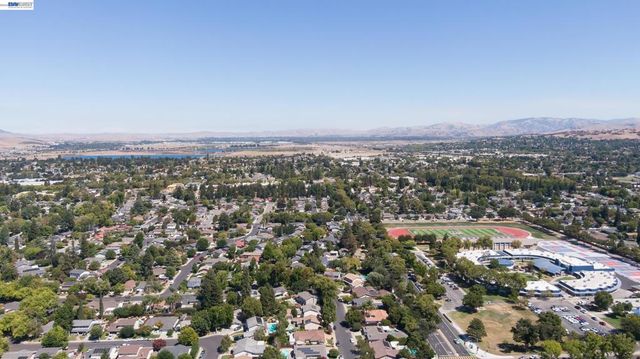 5290 Crestline Way, Pleasanton, CA 94566