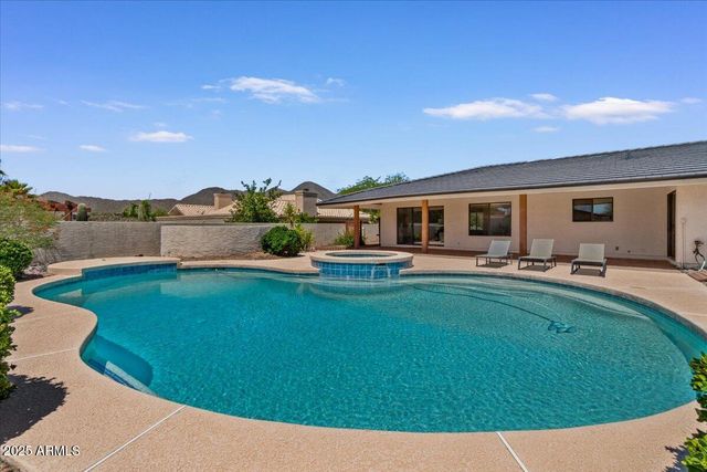 16457 N ASPEN Drive, Fountain Hills, AZ 85268