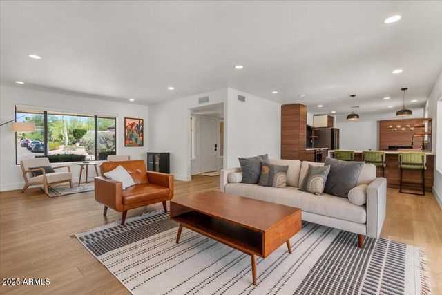 16457 N ASPEN Drive, Fountain Hills, AZ 85268