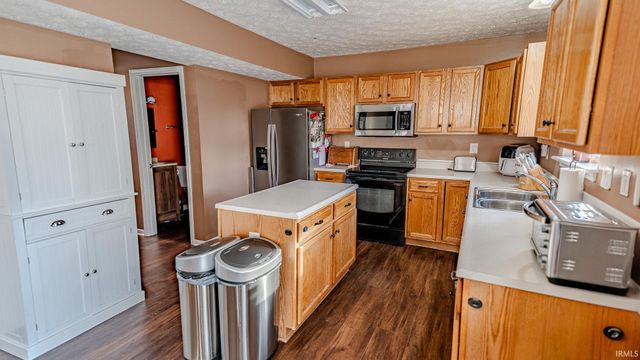 2036 Longspur Drive, West Lafayette, IN 47906