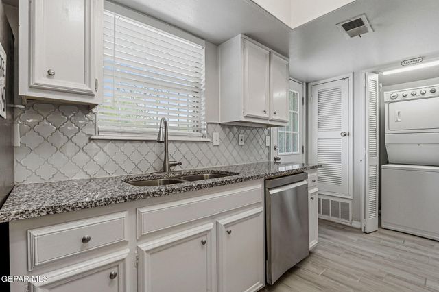 6700 Escondido Drive G9, El Paso, TX 79912
