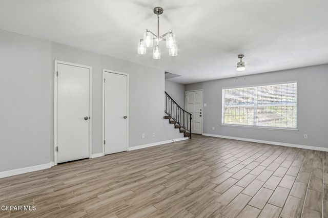 6700 Escondido Drive G9, El Paso, TX 79912