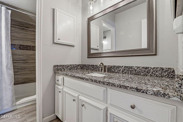 6700 Escondido Drive G9, El Paso, TX 79912