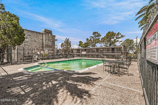 6700 Escondido Drive G9, El Paso, TX 79912