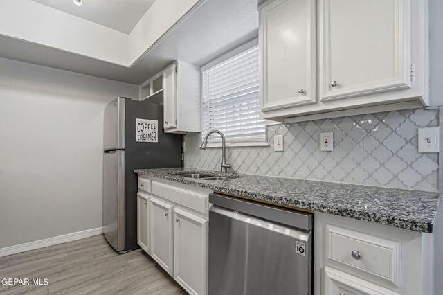 6700 Escondido Drive G9, El Paso, TX 79912