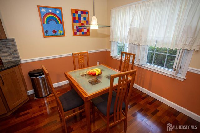 113 Woodmere Drive, Sayreville, NJ 08859