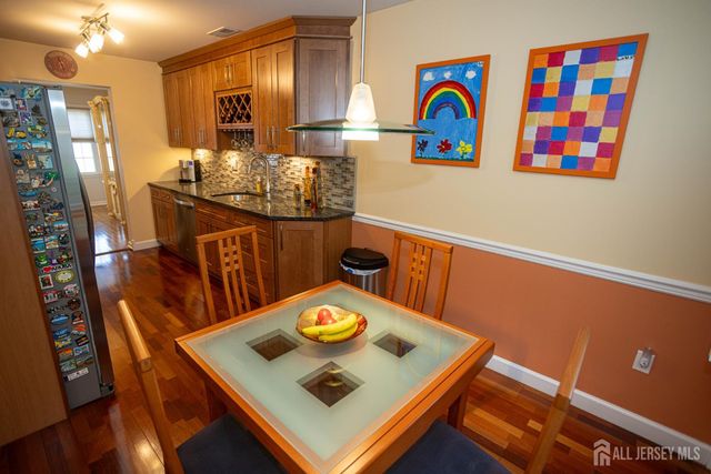 113 Woodmere Drive, Sayreville, NJ 08859
