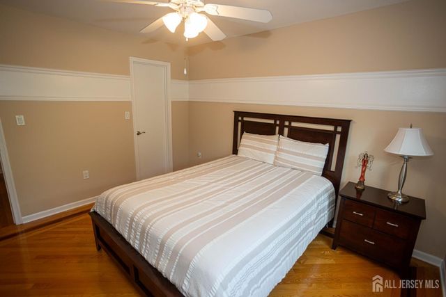 113 Woodmere Drive, Sayreville, NJ 08859